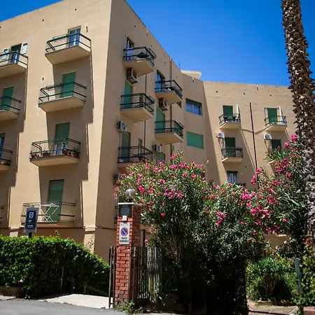 Daire Cefalux - Collection Cefalù